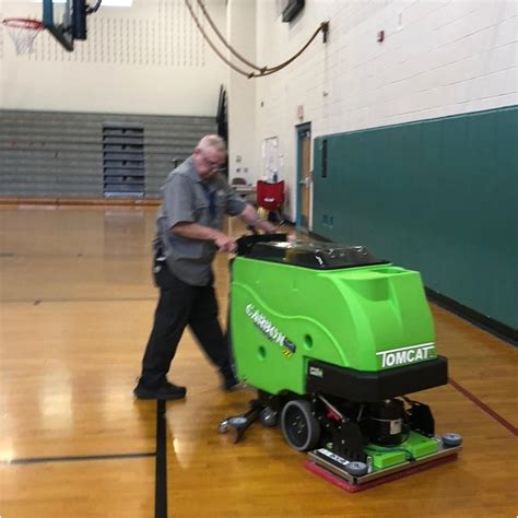 Trending Tomcat Floor Scrubber For Every Space