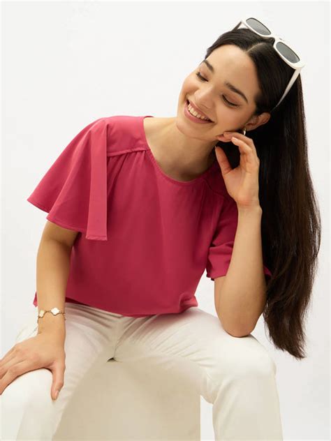 Shop Women's Tops, Dresses, Pants and more | SALT Attire