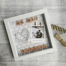 Wedding Frame Gift Ideas by 10 Wonderful Diy Gift Ideas To Make Your Wedding Wedding Frame Gift Ideas