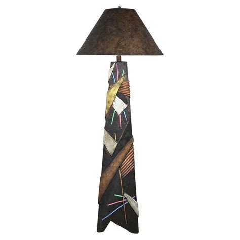 Postmodern Artmaster Studios Geometric Triangular Painted Plaster Floor ...