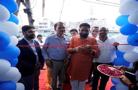 Piaggio opens 2 new EV exclusive dealerships in Delhi | Autocar ...