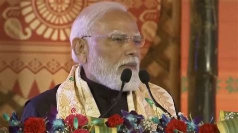 In Assam, PM Modi targets Congress; accuses party of opening doors for ...