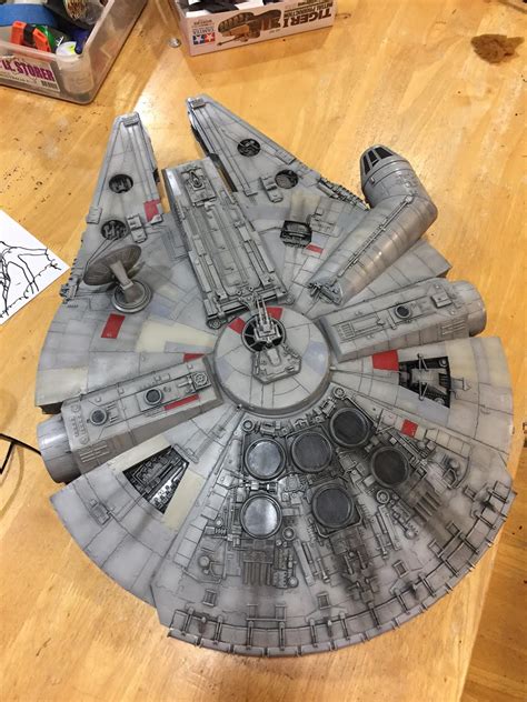 Dave's Model Workshop: Guest post: A Star Wars Millennium Falcon model ...