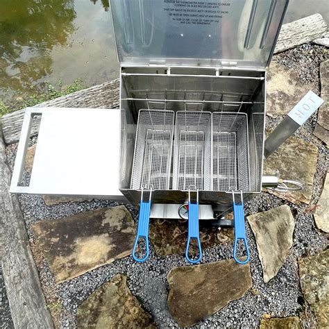 9-gal Stainless Bayou® Fryer | Bayou® Fryers | Bayou Classic ...