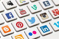 media mobile infographic unlocking the mysteries of social media media mobile infographic unlocking the mysteries of social media