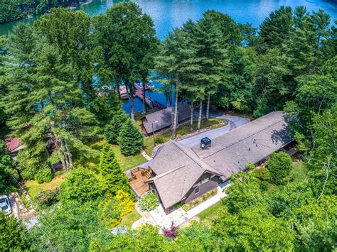 GLENVILLE LAKE CLUB - Wildcat Cliffs Country Club - Highlands, NC