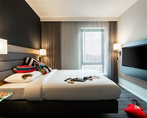 MOXY GLASGOW SEC (Scotland) - Hotel Reviews, Photos, Rate Comparison ...