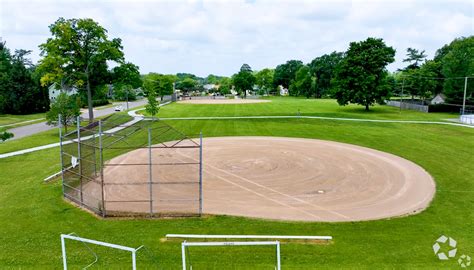 Ferndale, MI City Guide | About Living in Ferndale - Homes.com