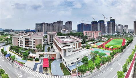 漳州市第一外国语学校（漳州八中）高一年招收400人-闽南网