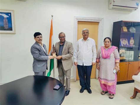 Mumbai University Signs MoU With Indiana University, US; Introduces ...