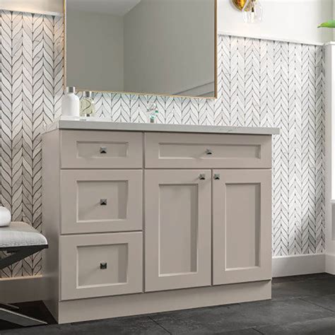 Mantra Cabinetry | Floor to Ceiling