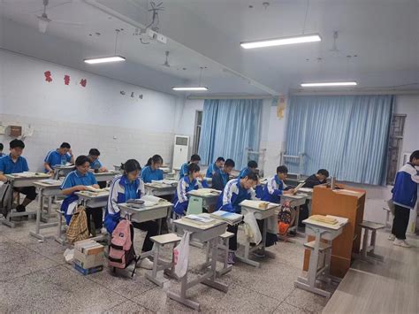 基础部高考班顺利完成2021年江苏省对口单招专业技能考试-仪征技师学院