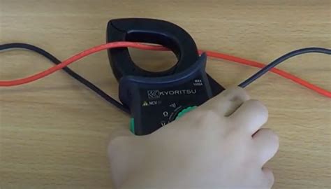 Using Clamp Multimeter 的图像结果