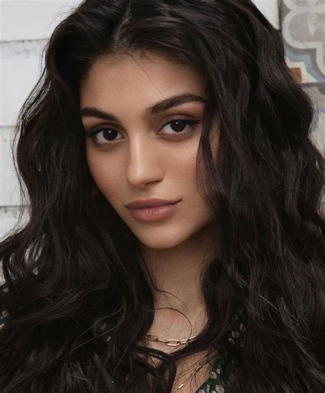 Pin di Mimi su Beautiful | Capelli