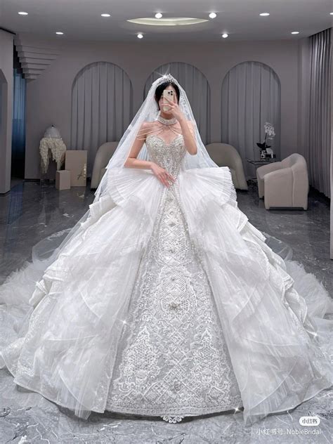 Váy cưới | Cô dâu, Trang phục cưới, Đám cưới