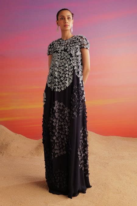 Not So Serious By Pallavi Mohan | Designer Sarees, Gowns, Lehengas ...