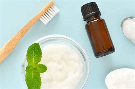 First Toothpaste 的图像结果