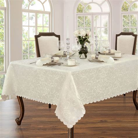 Amazon.com: Newbridge Thanksgiving Portofino Scalloped Damask Fabric ...