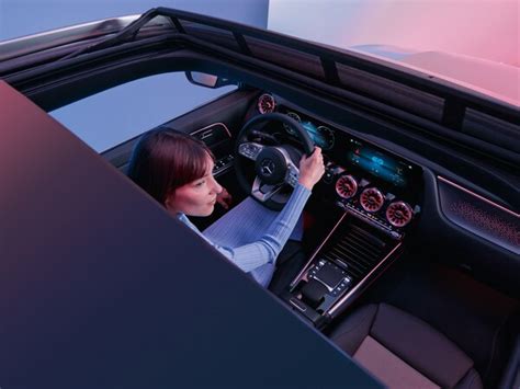 The new Mercedes Benz EQA h243