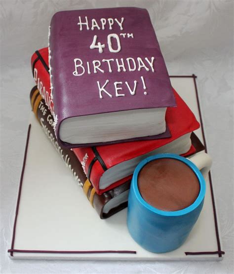 Stack of Book Cakes How To 的图像结果