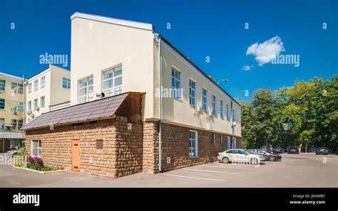 Old Office Building 的图像结果