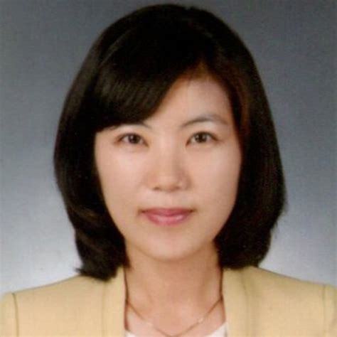 Song Hye-Rim 的图像结果