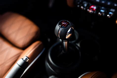 Mini USA Launches Manual Transmission Driving School | GearJunkie