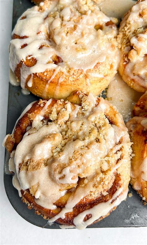 Cinnamon Rolls Filled with Apple Pie Delight | Breakfast sweets ...