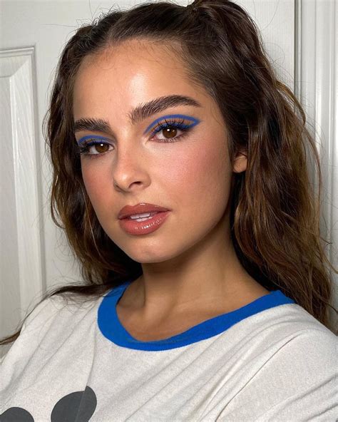 Rezultat imagine pentru Double Winged Eyeliner Tutorial