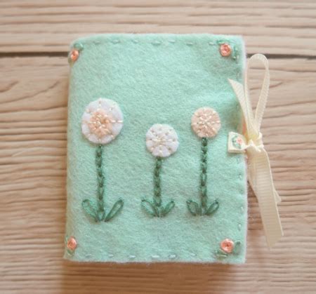 10 Sewing Needle Storage Ideas ⋆ Bright Stuffs