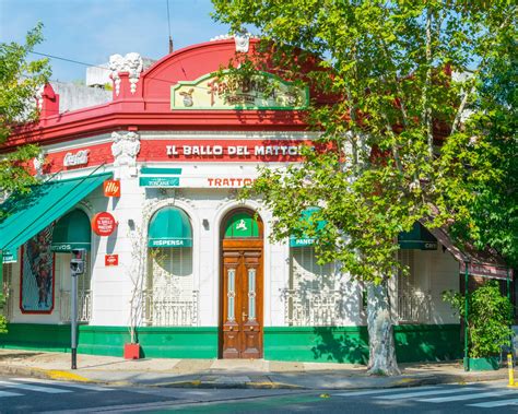 alcohol in Spanish: Meaning, Usage and Examples | SpanishStep