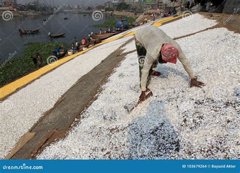 Buriganga River Pollution at Dhaka Editorial Stock Image - Image of ...