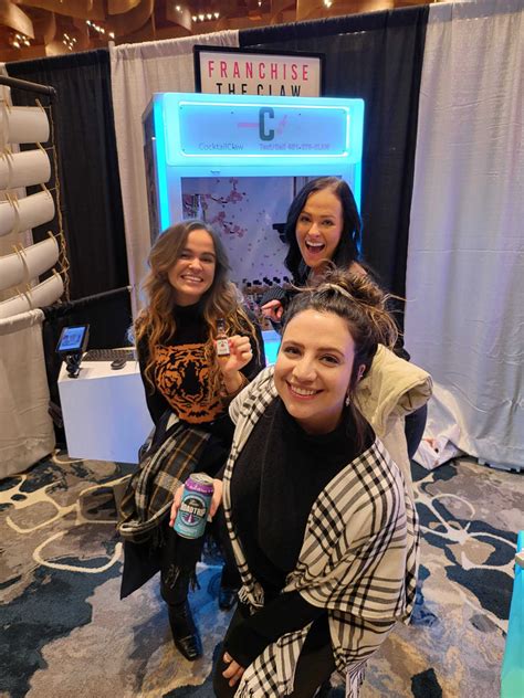 Cocktail Claw Machine 的图像结果