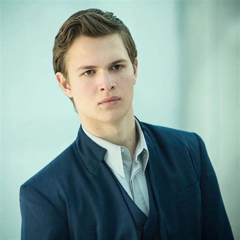 Caleb Prior: Tris' brother | Caleb prior, Ansel elgort, Divergent ...