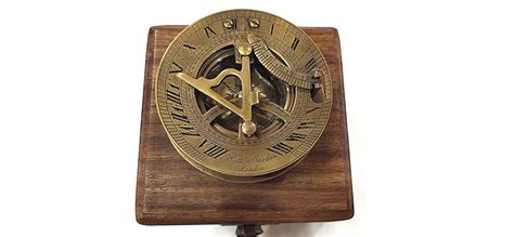 Jezara overseas Brass Round Sundial Compass with Wood Box : Amazon.in ...