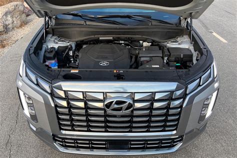 2023 Hyundai Palisade Review and Test Drive | Capital One Auto Navigator