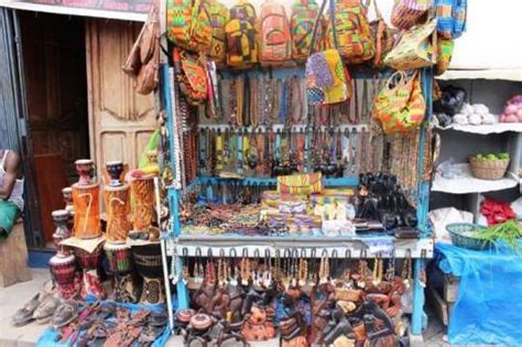 Where the Locals Specialize in Home Made 的图像结果