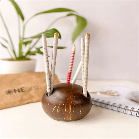 ONEarth - Coconut Shell Pen stand