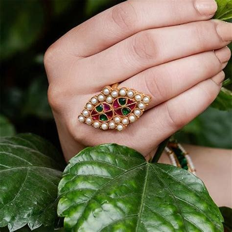 Unveiling the Enduring Charm of Women's Silver Rings – Unniyarcha