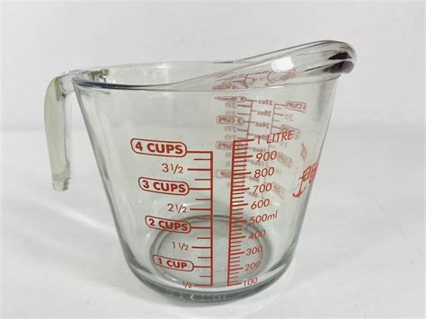 How Many Cups Are in a Liter? Converting Cups to Liters Makes Cooking and Baking Easier ...