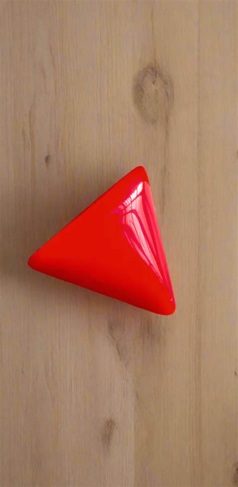 Triangle Red Coral | Triangle Moonga | Pavalam Stone | Povale – Vedic ...