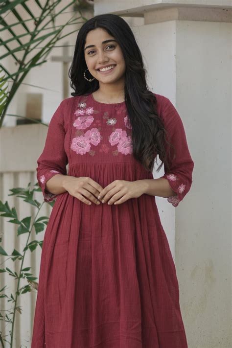 Meroon soft cotton kota checks kurti with floral embroidered yoke and ...