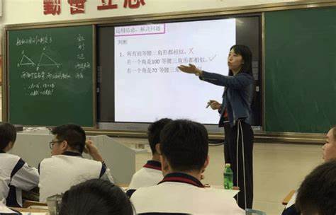 2024广西教师招聘在几月