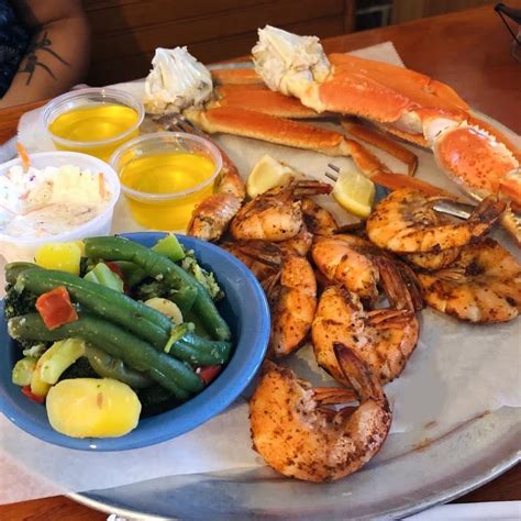 Charlie Horse Restaurant | Ormond Beach, FL 32176