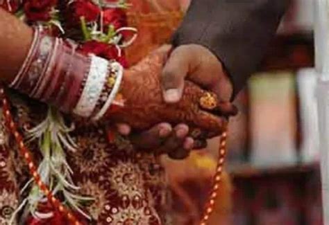 A young man eloped and got married to his maternal aunt