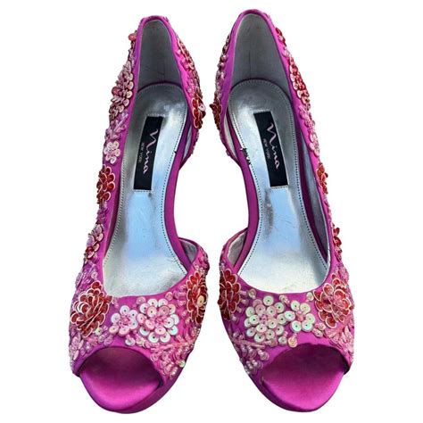 Nina New York platform pumps in hot pink satin with... - Depop