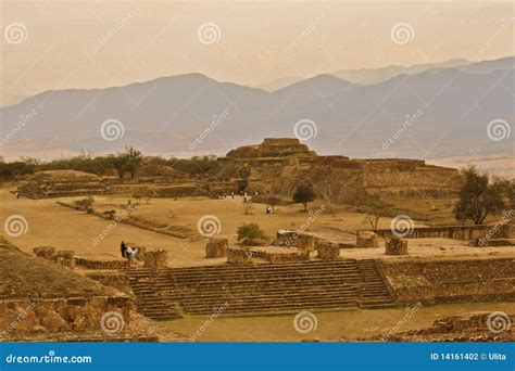 Monte Alban Ruins, Oaxaca, Mexico Stock Photo - Image of mexico, oaxaca: 14161402