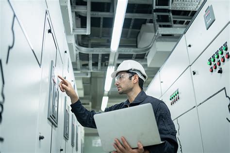 Operating Systems Engineering 的图像结果