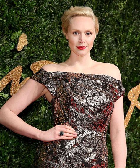 Game of Thrones Star Gwendoline Christie Wins British Style Award at ...