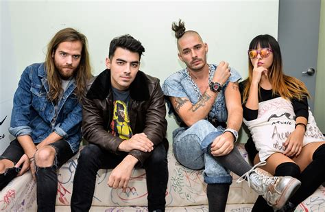 Joe Jonas on New Funk-Pop Party Band DNCE, Second Chances – Rolling Stone